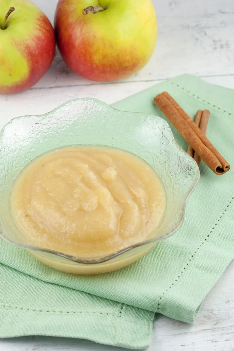 Home-made apple sauce