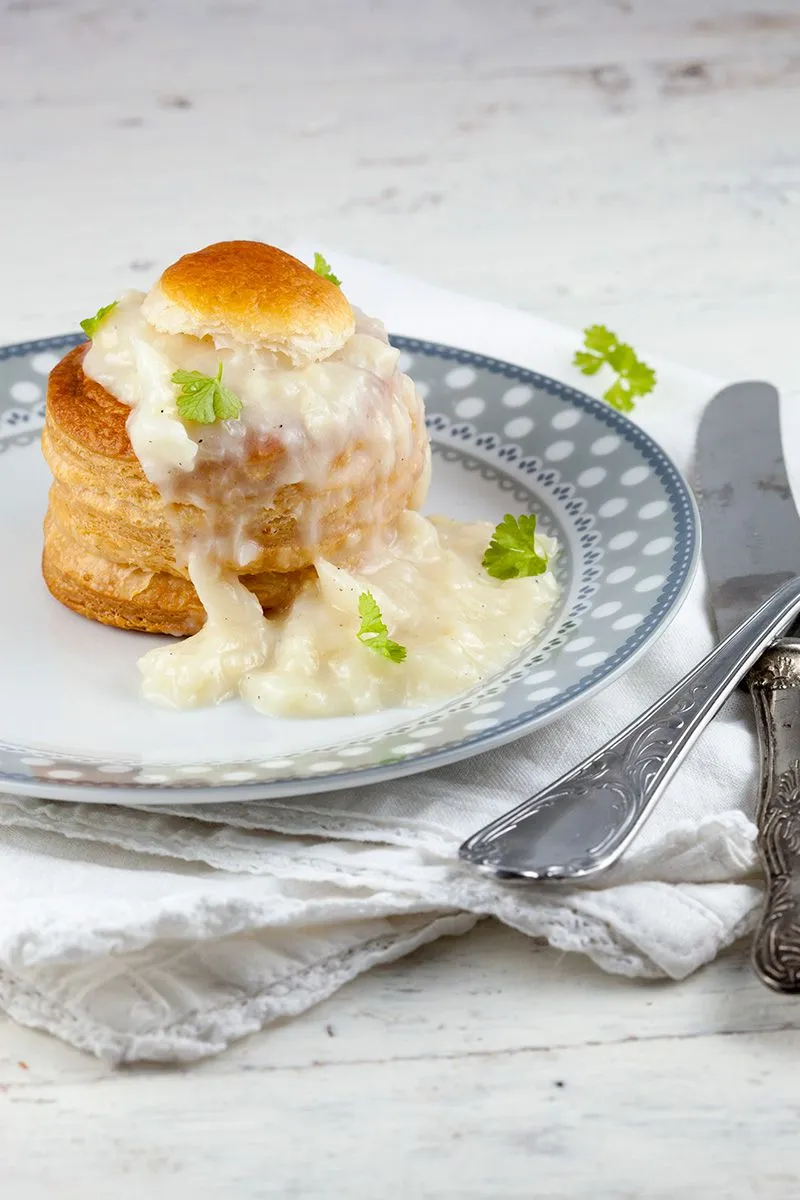 White asparagus vol-au-vents