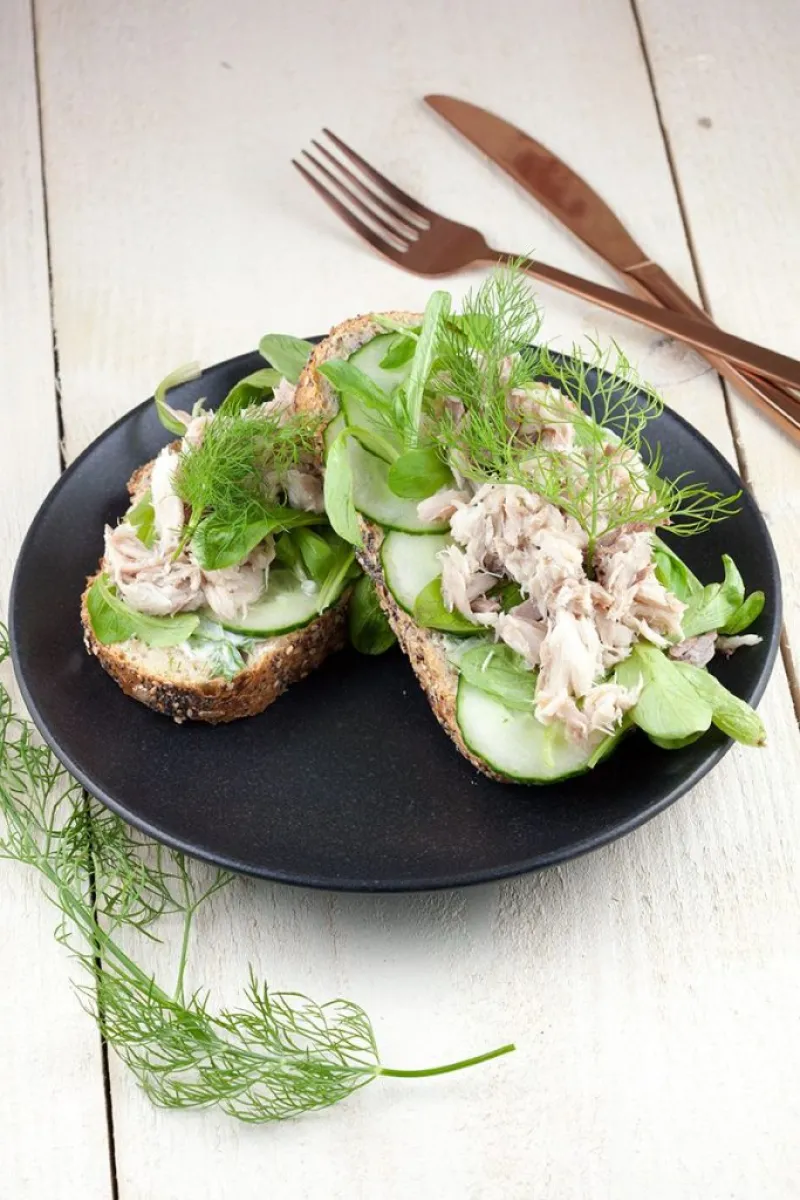 Smoked mackerel and dill sandwich