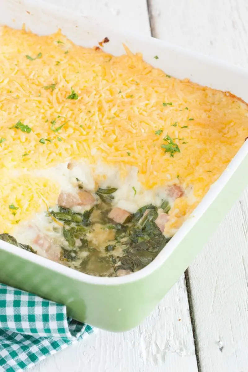 Escarole oven dish with ham and cheese
