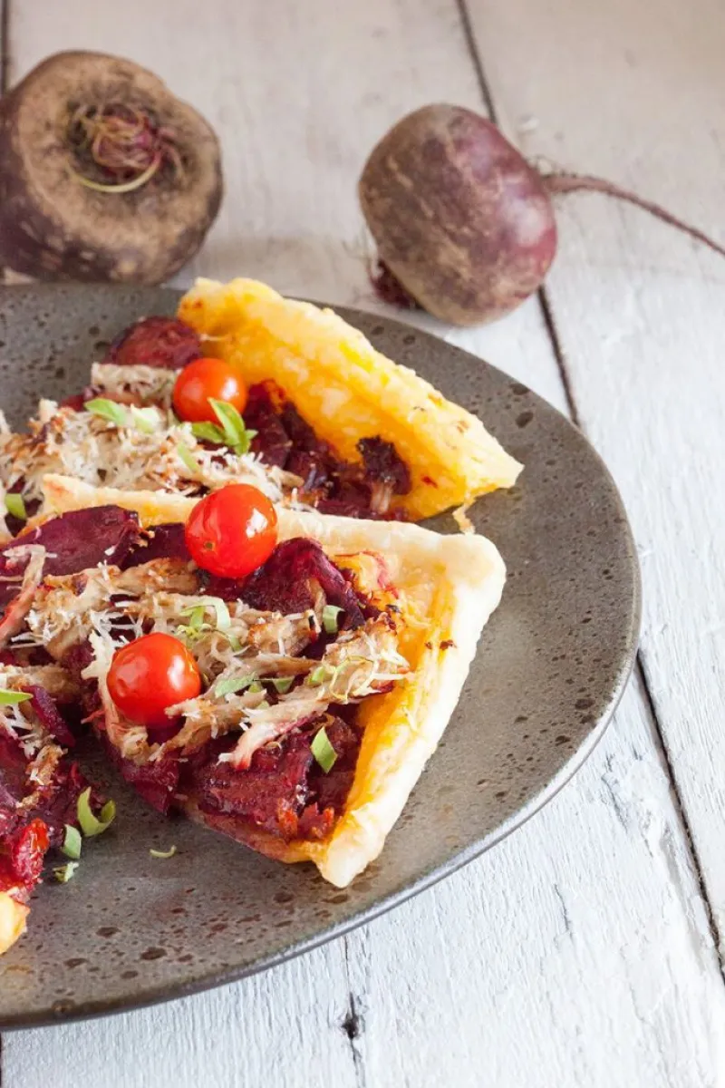 Beetroot and chicken puff pastry tart