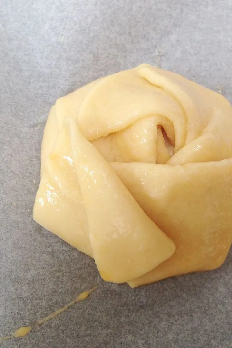 Folding a Branzoaice