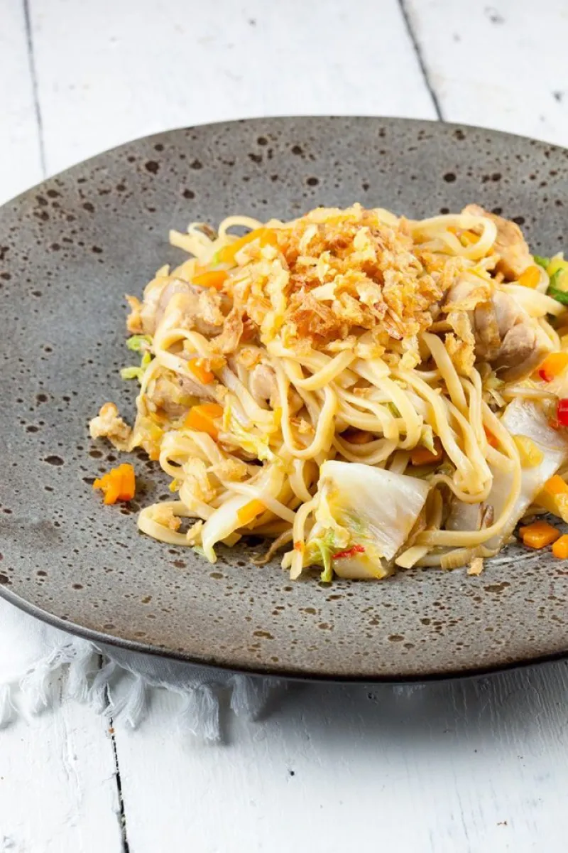 Indonesian bami goreng