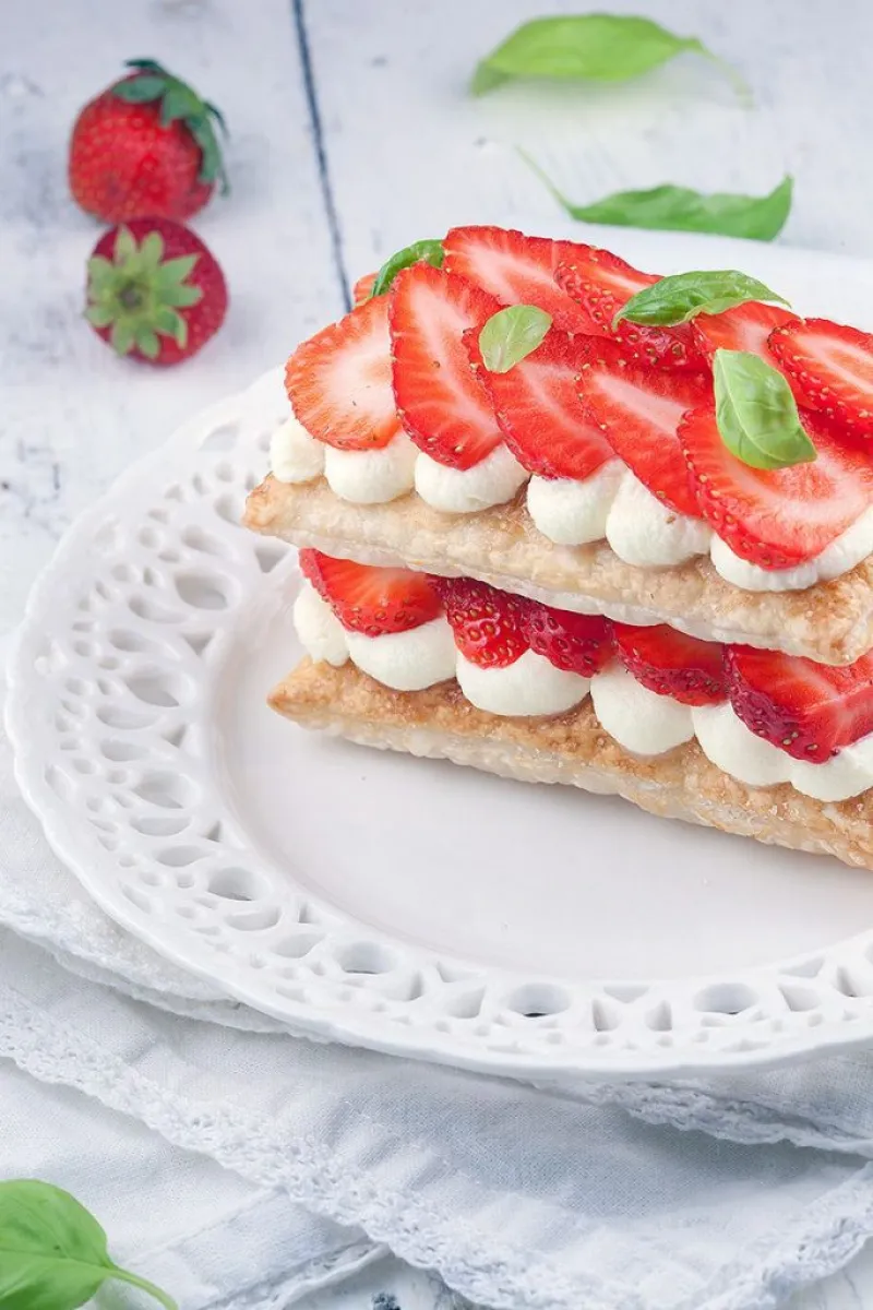 Strawberry mille-feuille