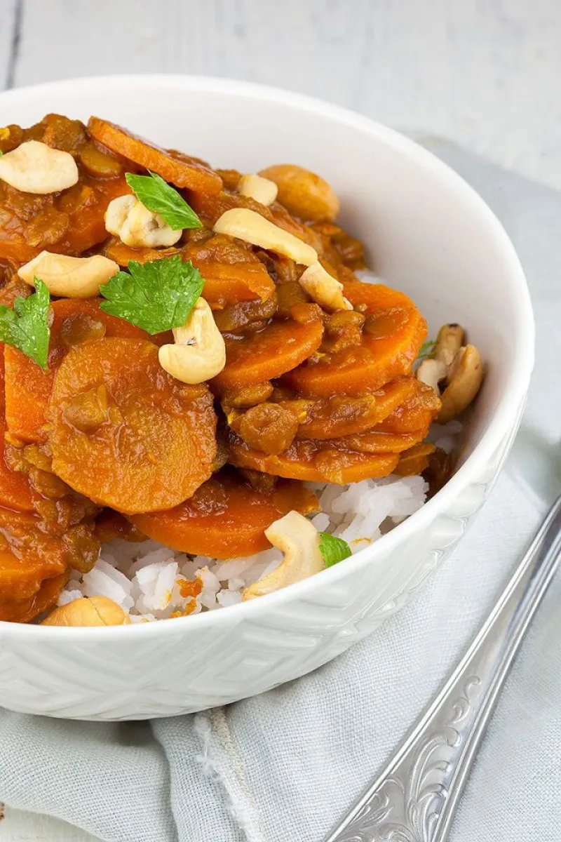Vegetarian carrot and lentil stew