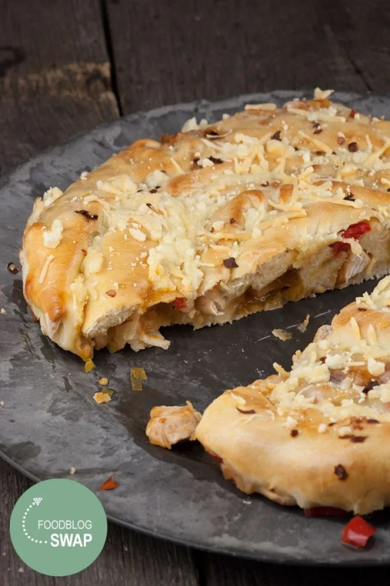 Mhancha bread with chicken