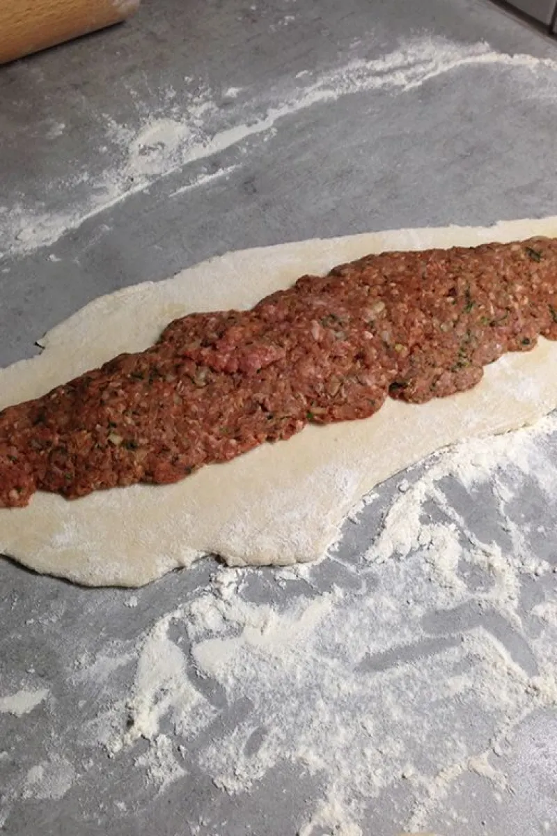 Turkish pide filling