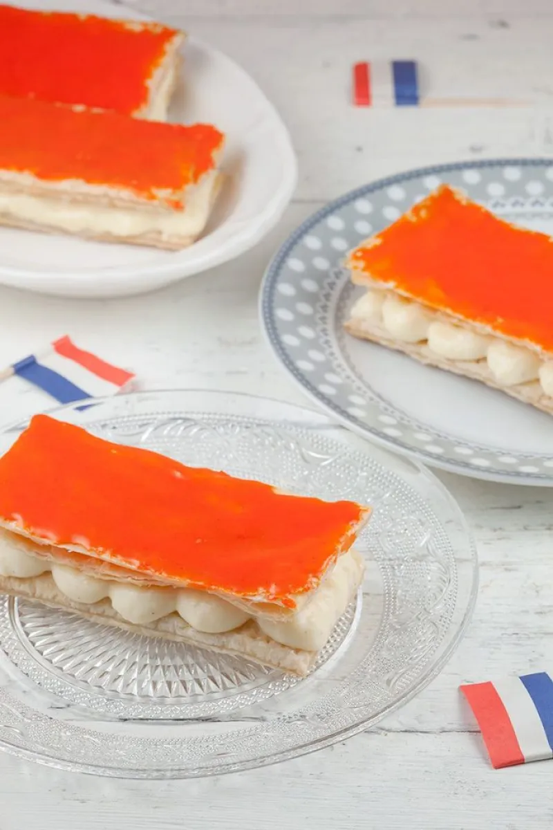 Dutch King’s day tompouce