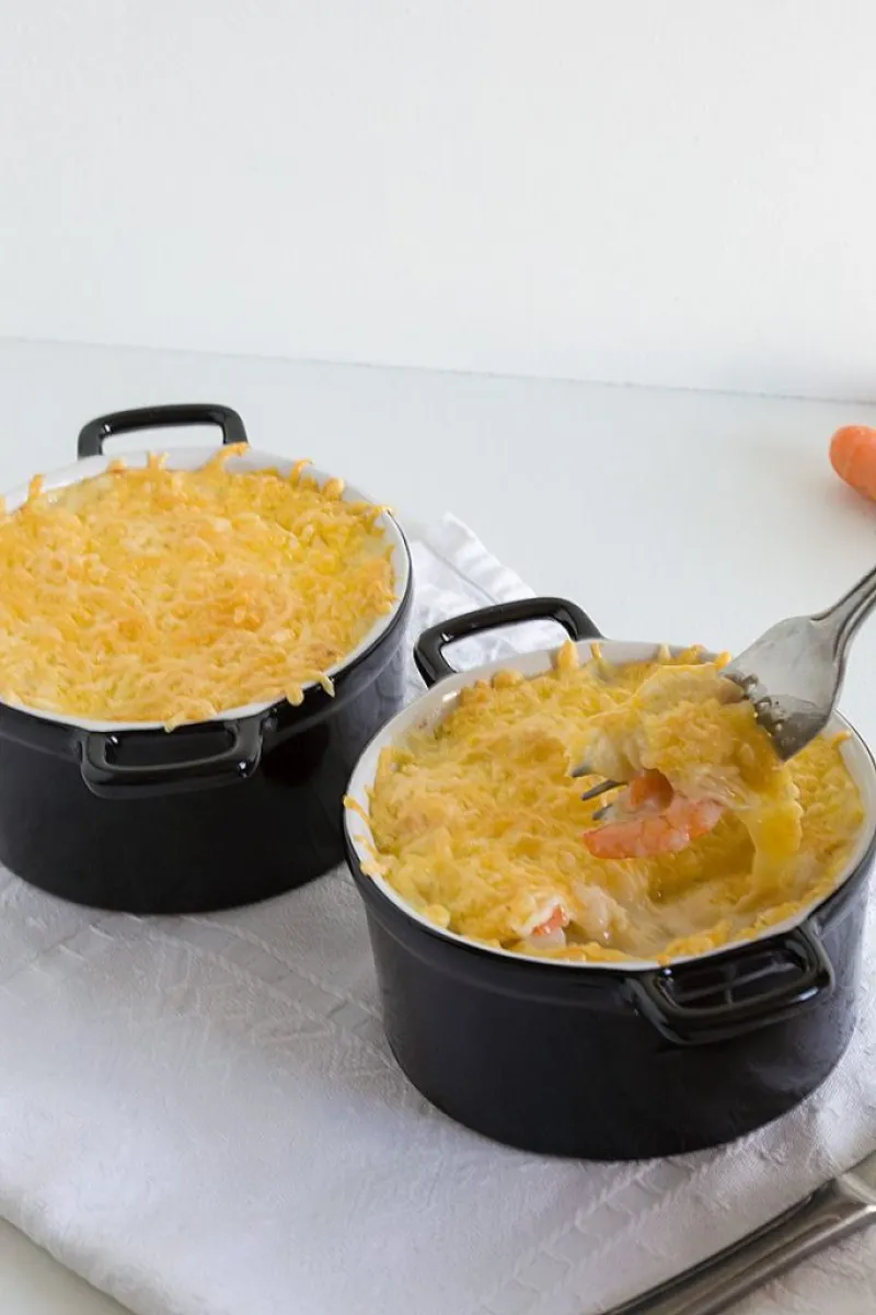 Fish pan with salmon and coalfish