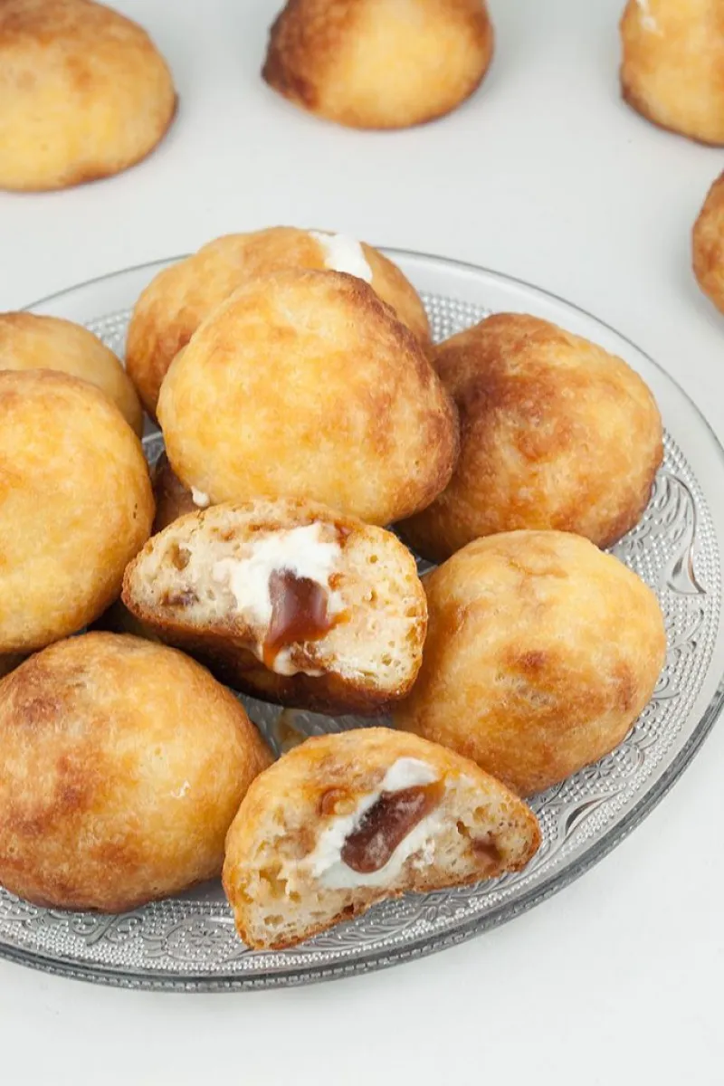 Whipped cream and sea salt caramel puffs