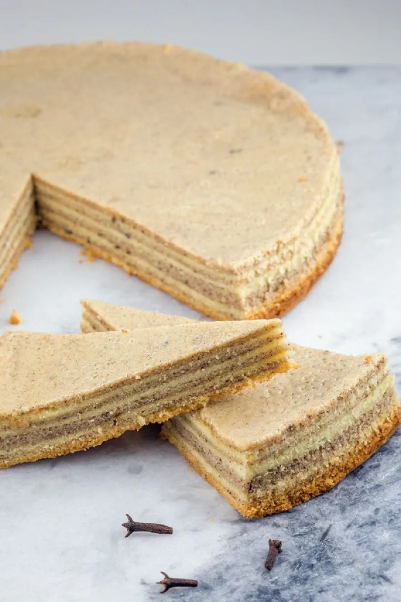 Dutch-Indonesian thousand layer cake a.k.a. spekkoek