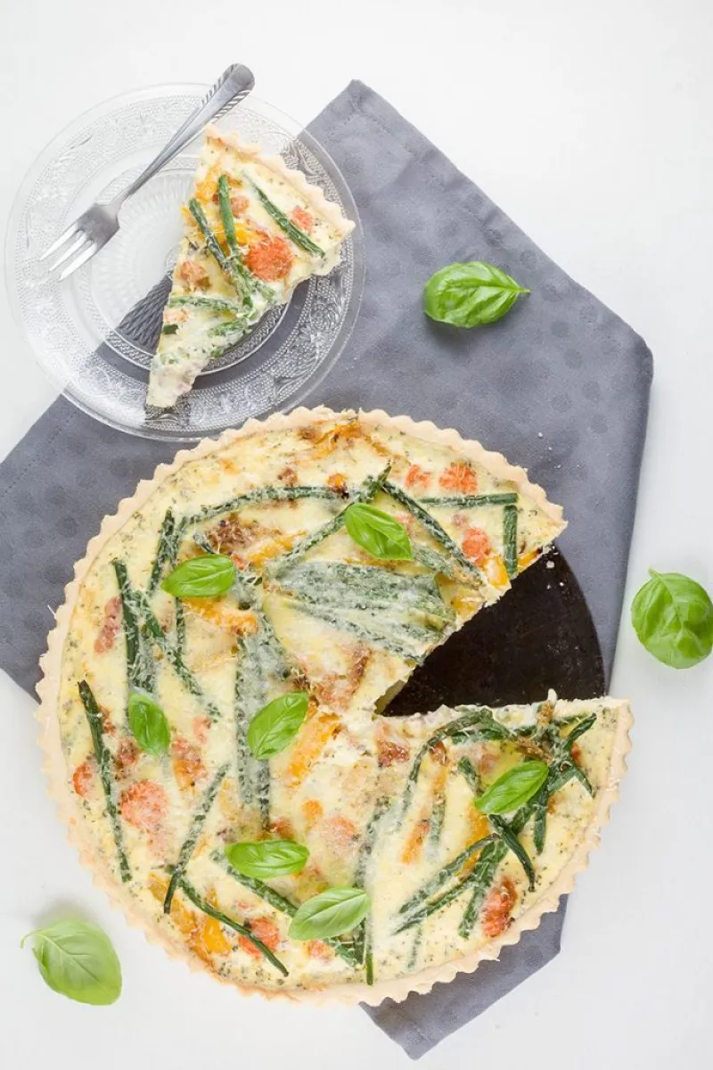 Green beans and bacon quiche