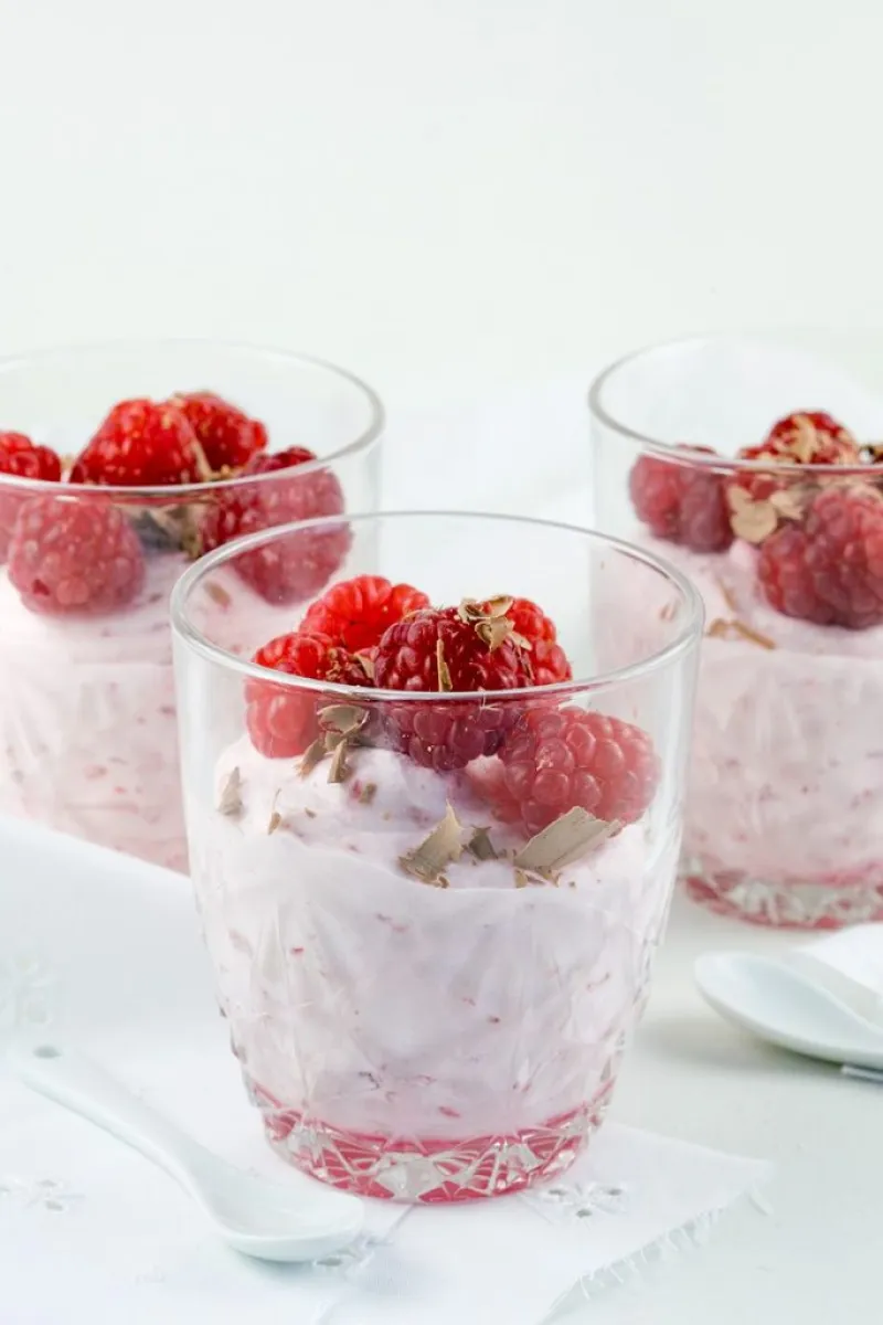 Raspberry mousse