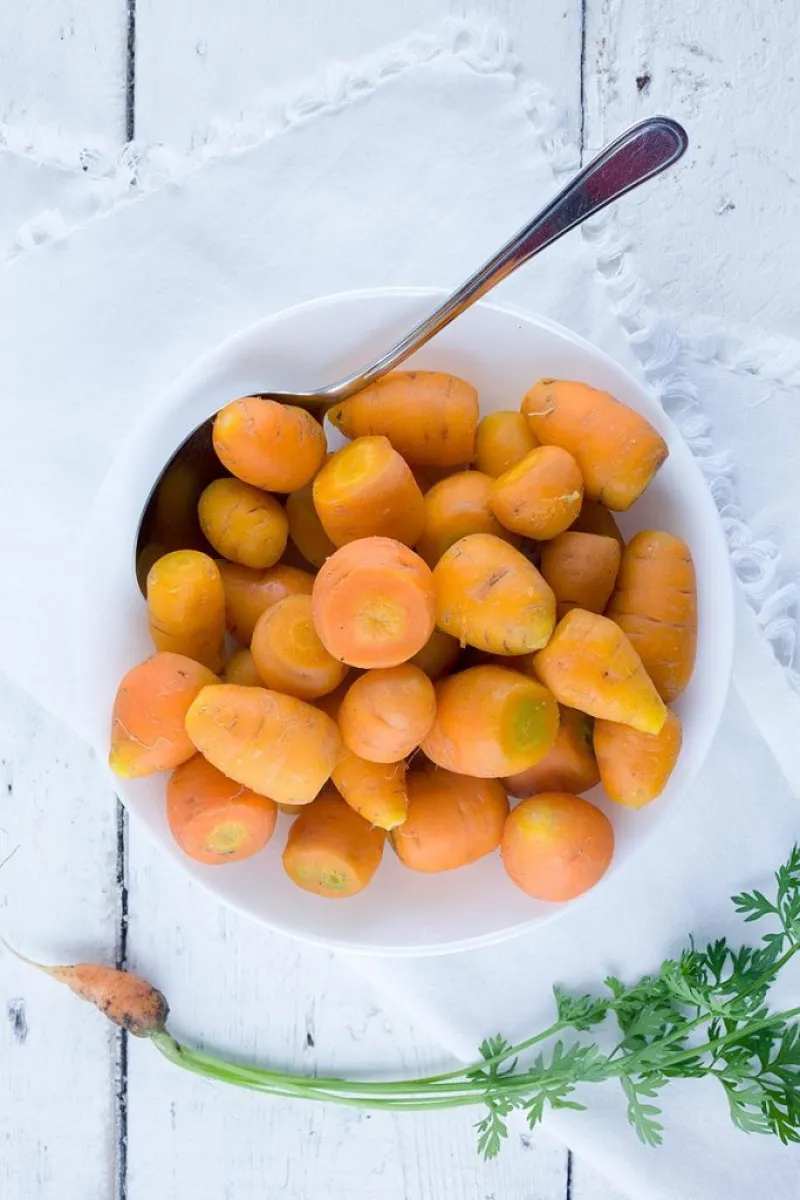Steamed Parisienne carrots