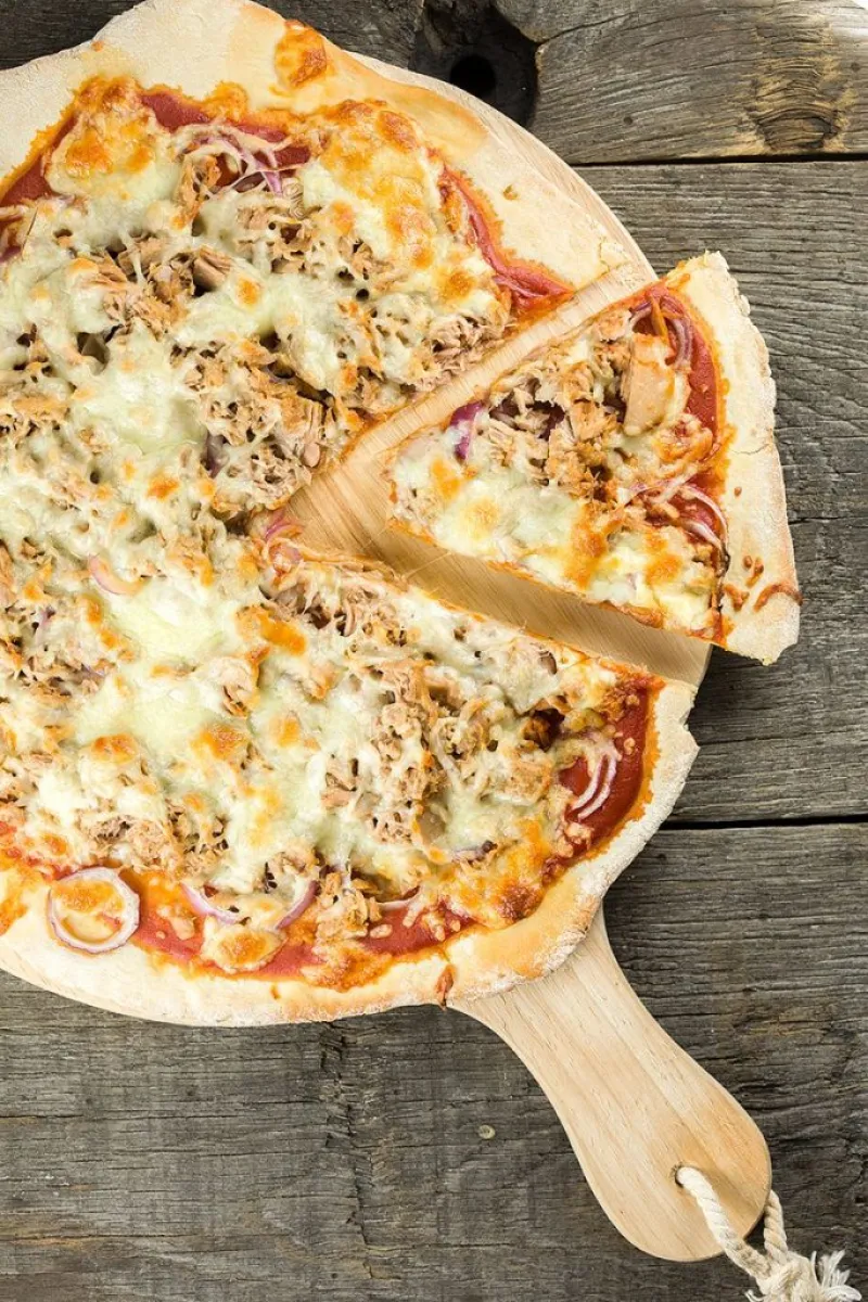 Pizza tonno