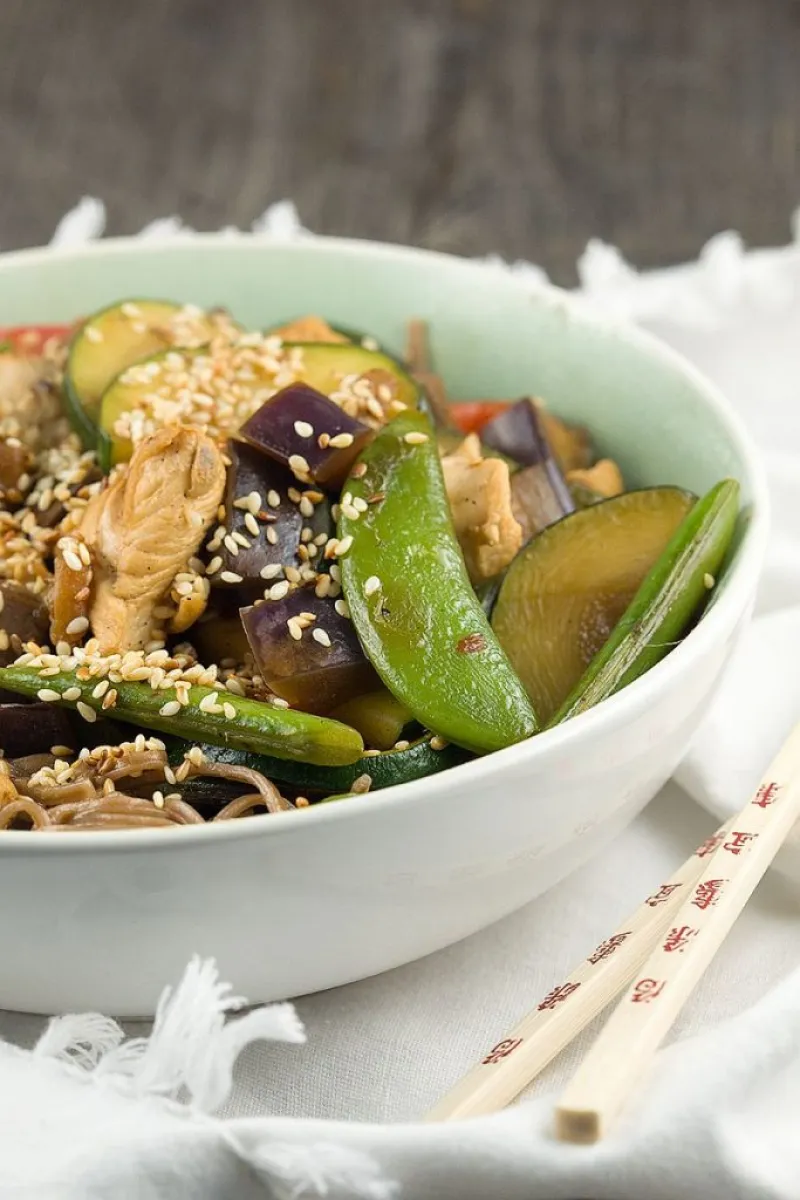 Sesame chicken and vegetable stir fry