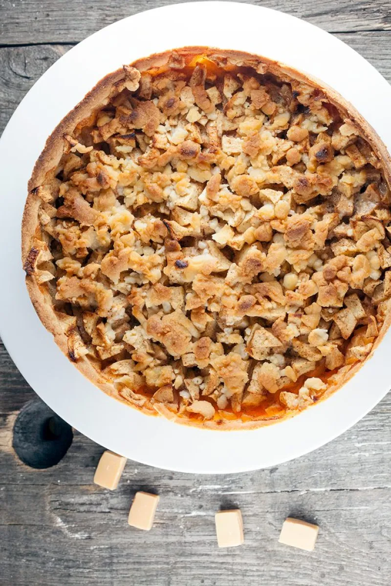 Apple pie with fudge