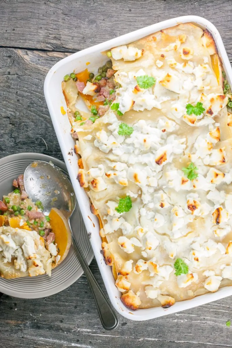 Pumpkin and peas lasagna