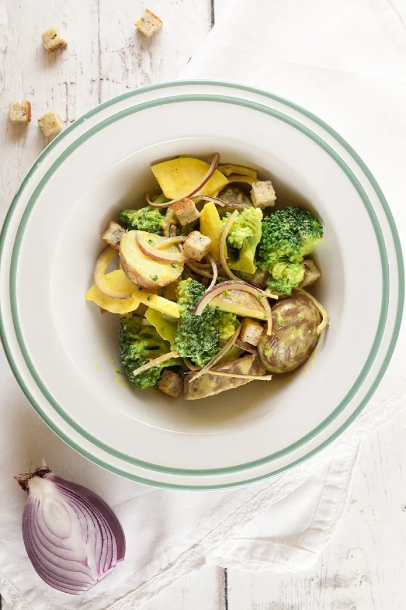 Curried red potato salad with broccoli