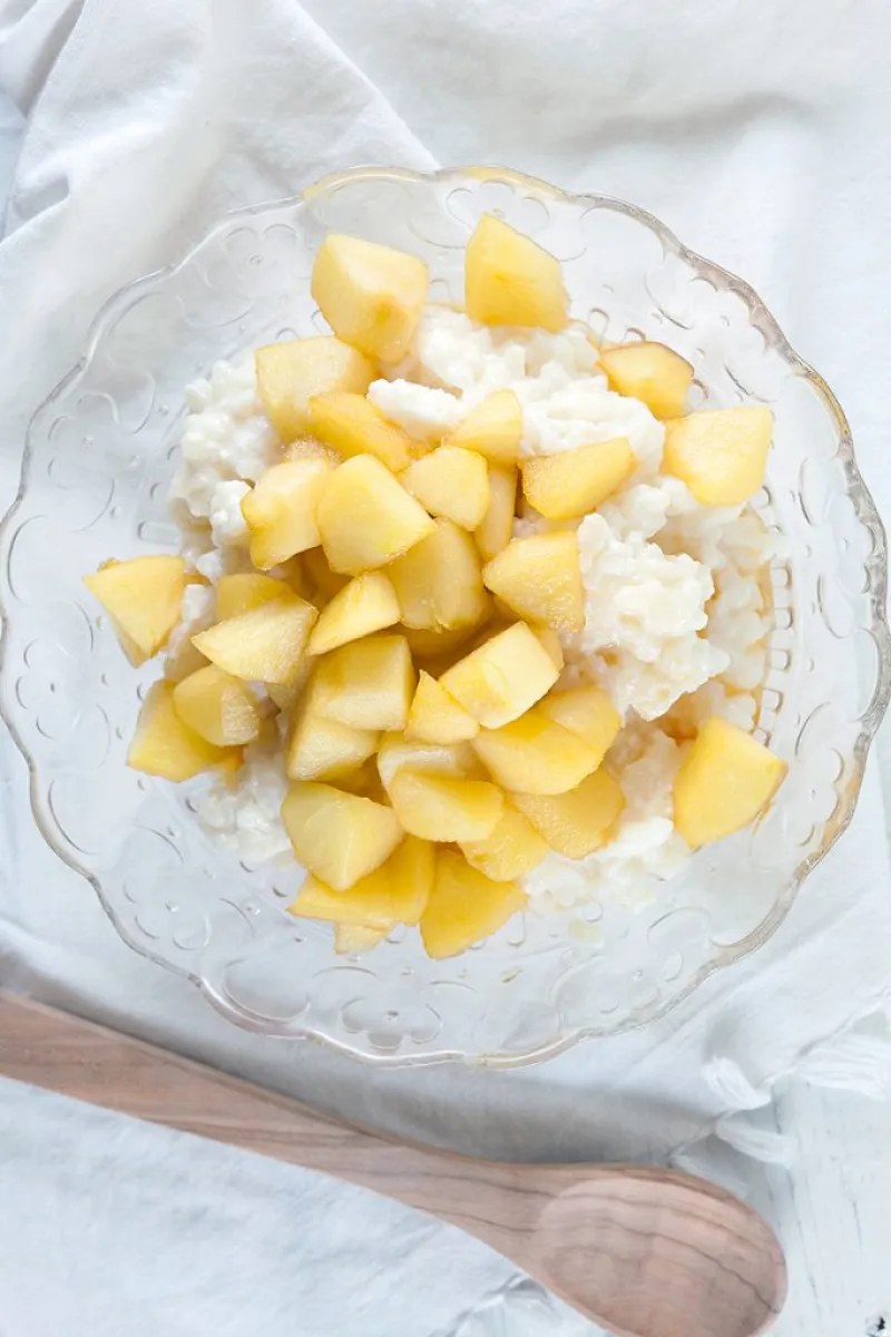 Easy apple rice pudding