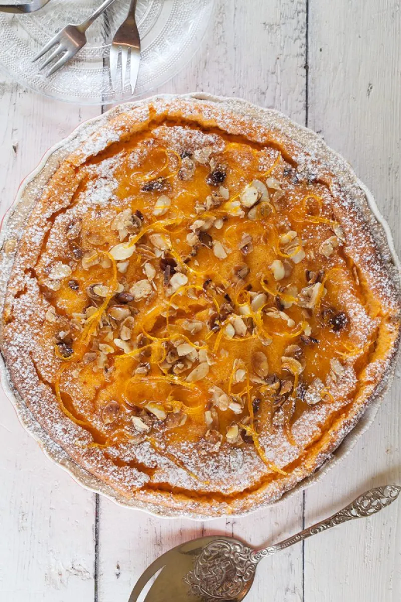Pumpkin pie with candied orange and caramelised almonds