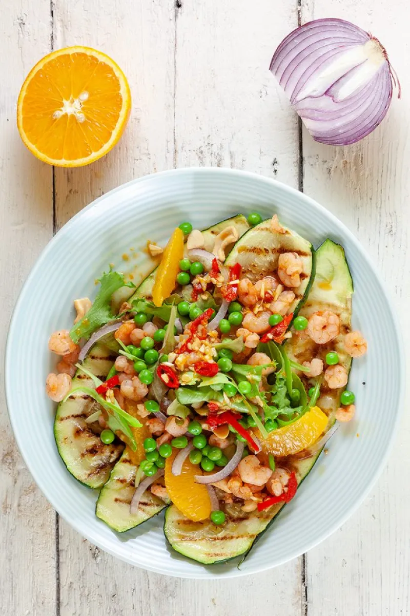 Zucchini and shrimp salad