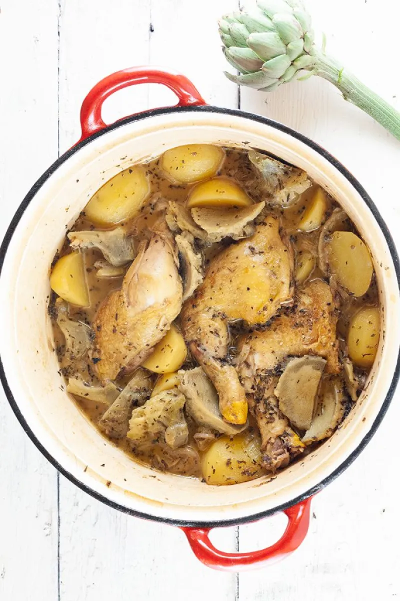 Oven-roasted artichoke, chicken and potatoes