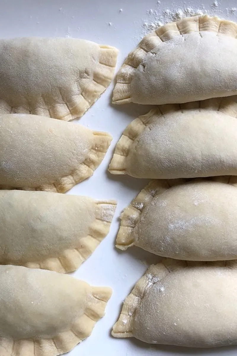 Folding Antillean pastechi