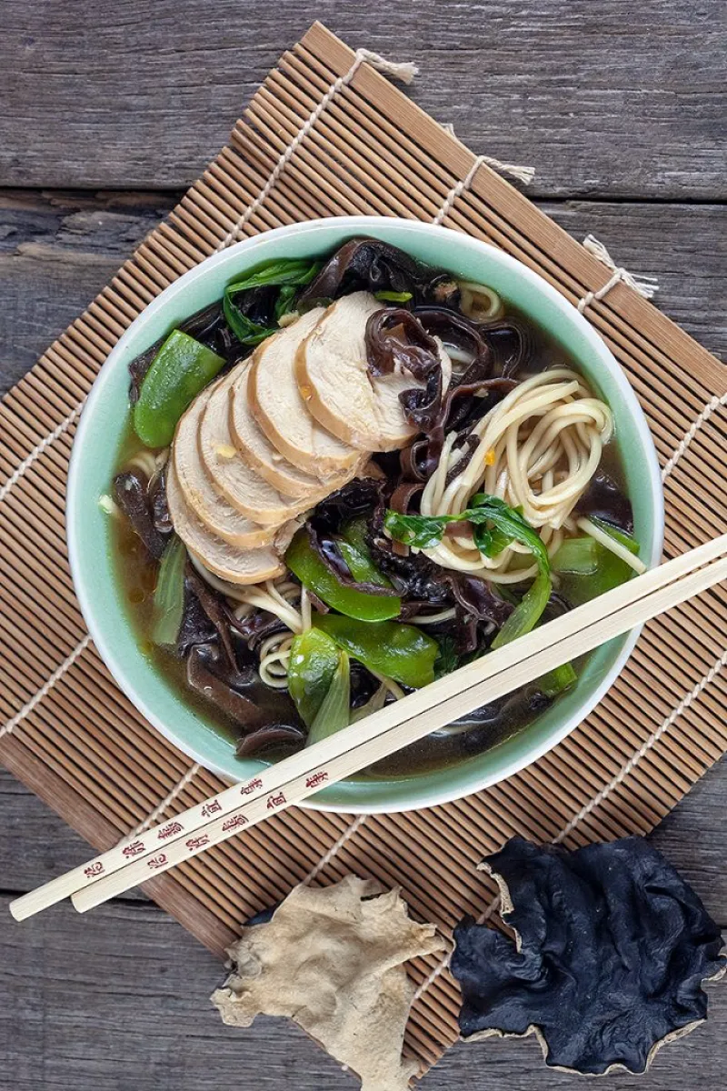 Black mushroom and chicken Ramen