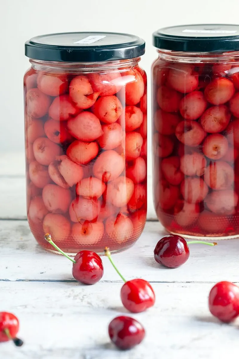 How to preserve cherries
