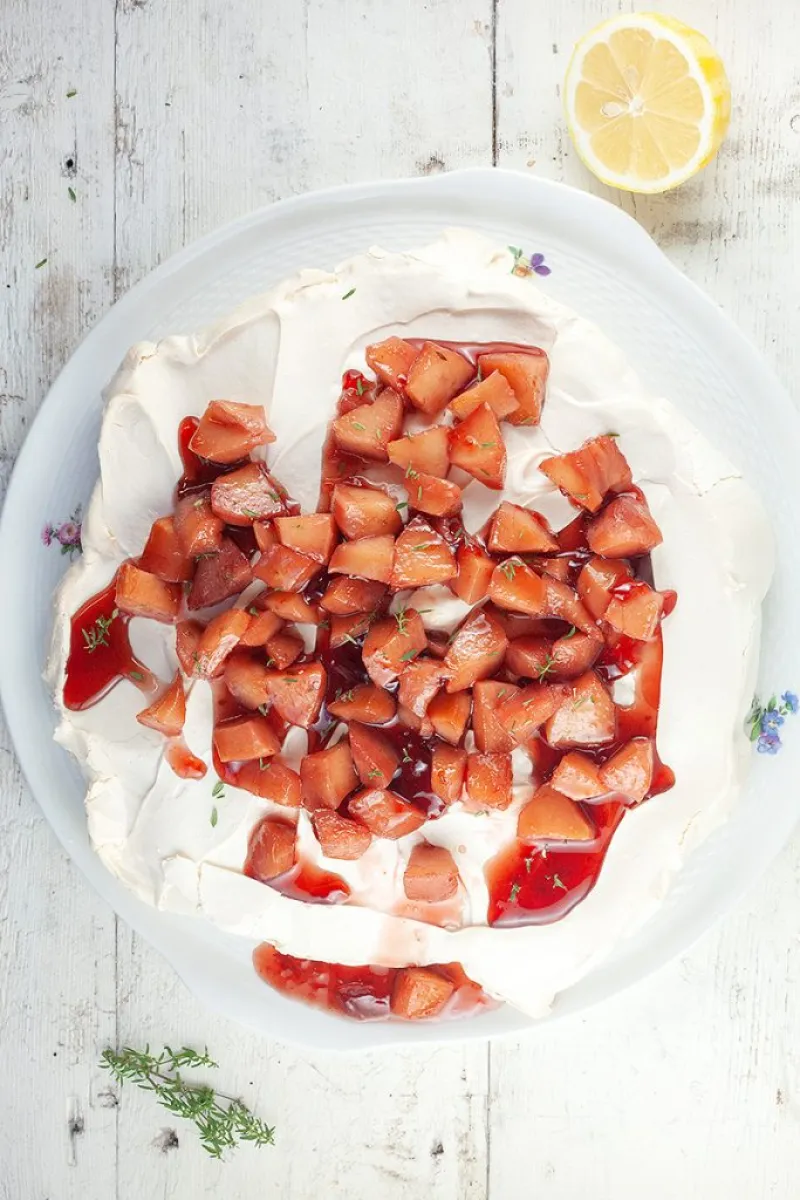 Quince and red port pavlova