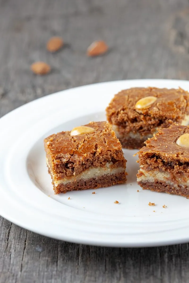 Dutch gevulde speculaas