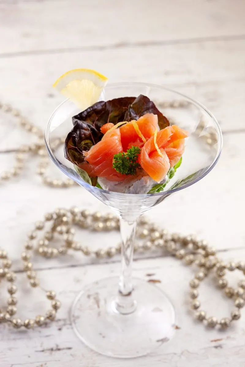 Smoked salmon cocktail