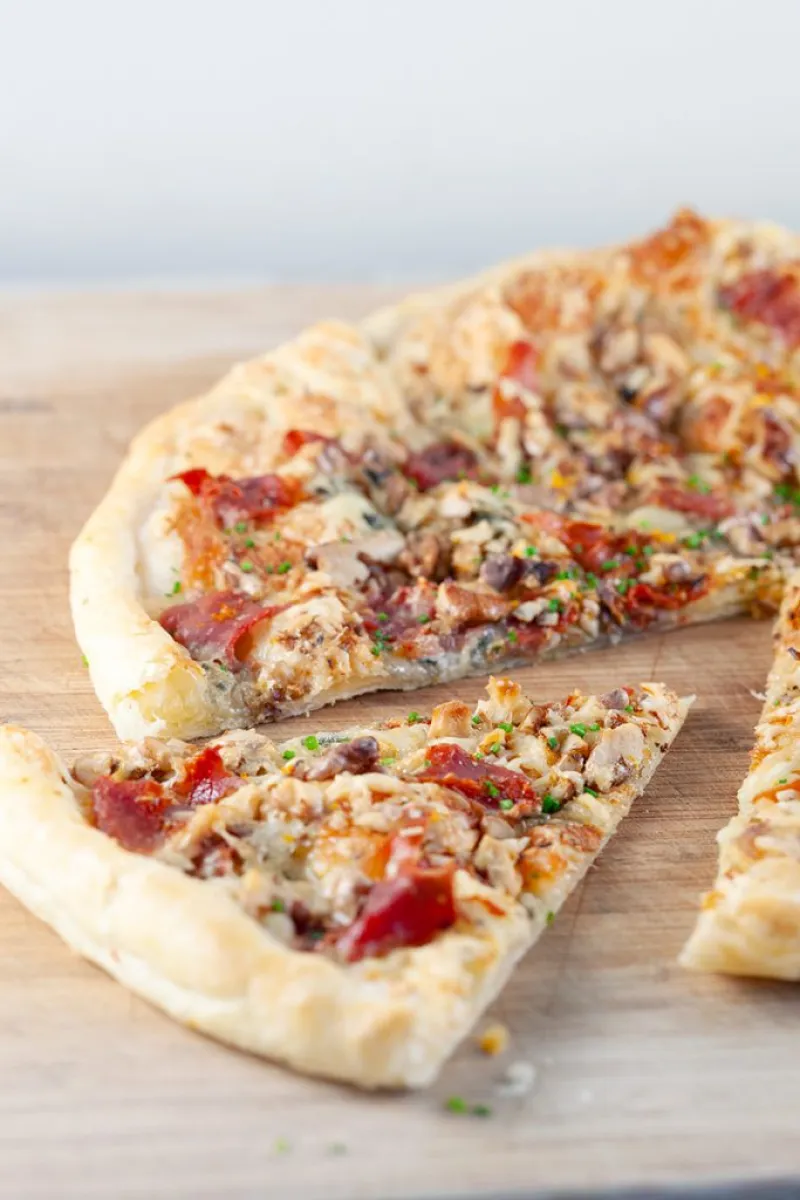 Blue cheese and walnut puff pastry tart