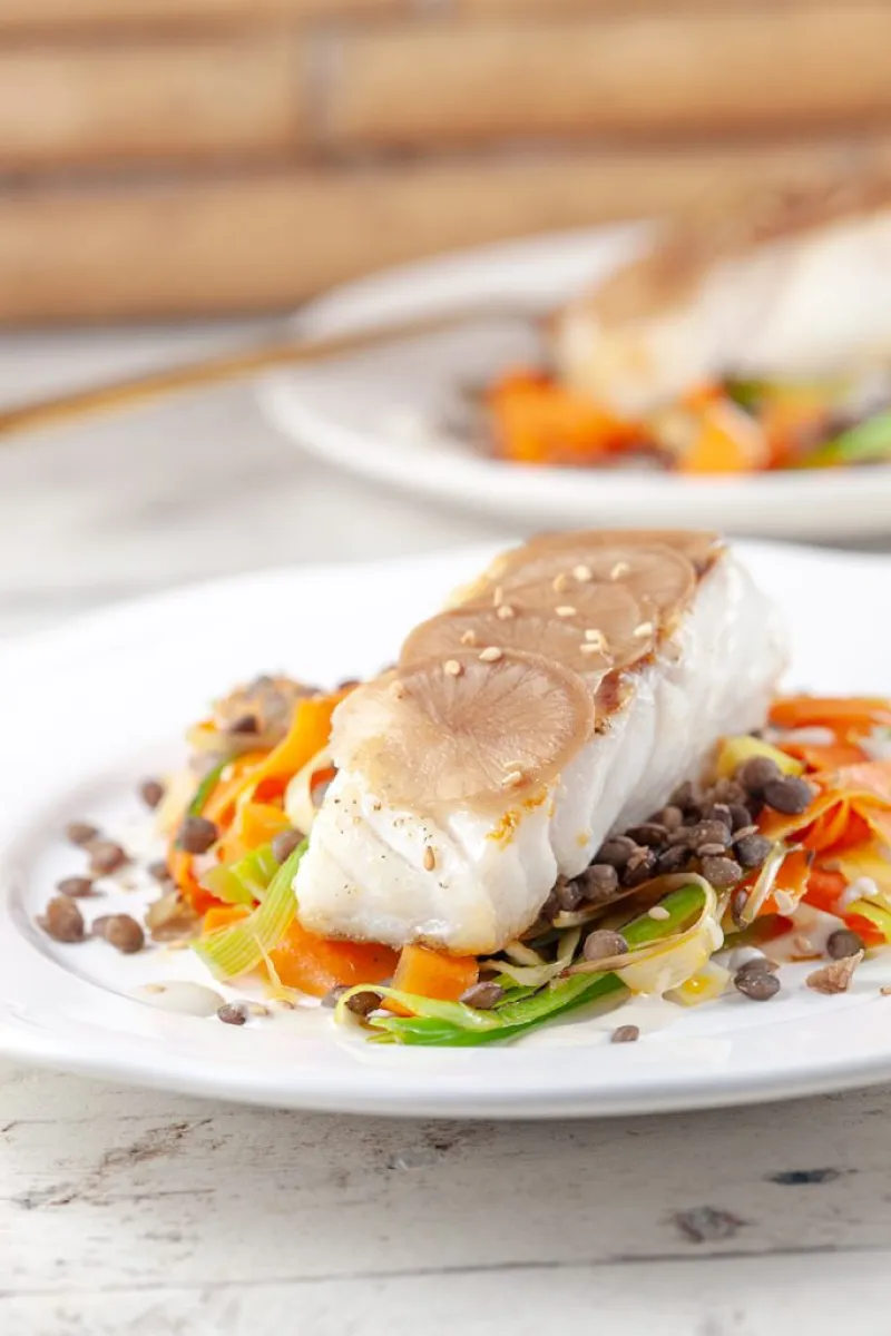 Cod with vegetable stir fry