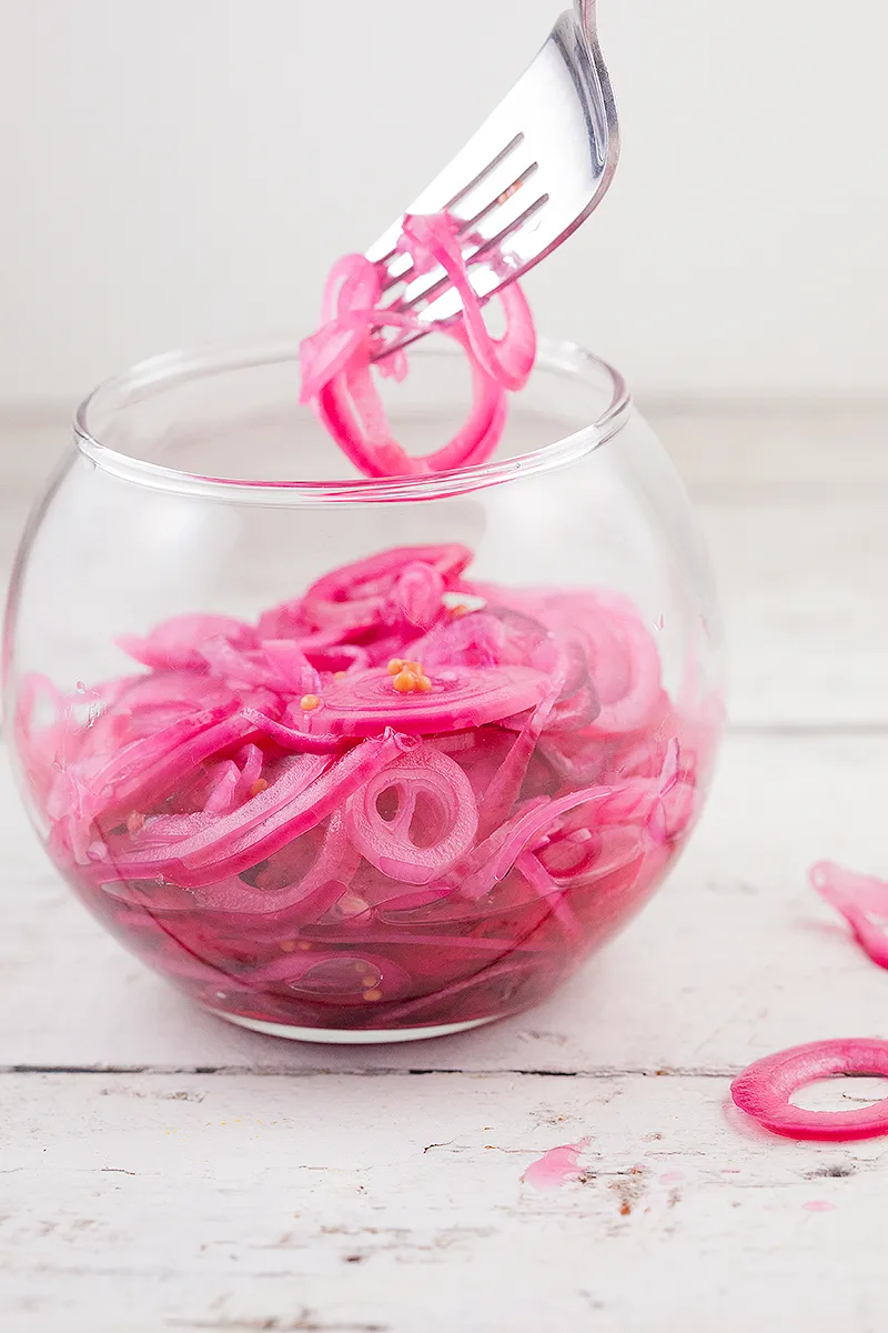 Quick pickled red onions