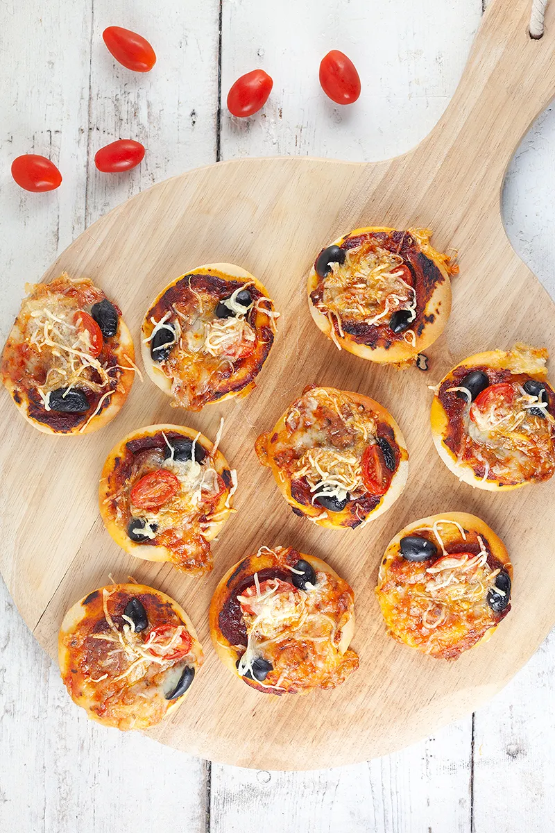 Mini pizza bites