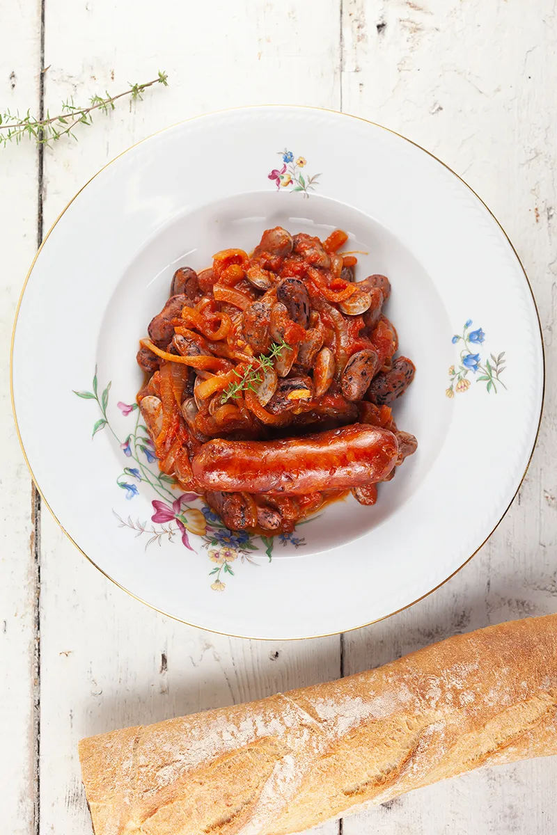 Beans with tomato and onion