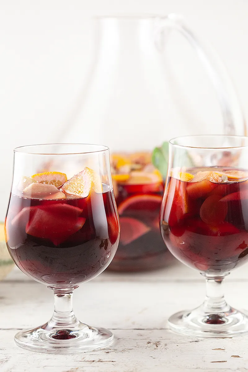 Easy red sangria