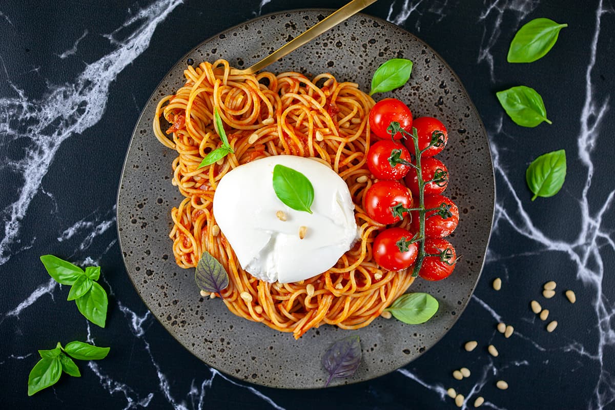 Burrata pasta with tomato sauce