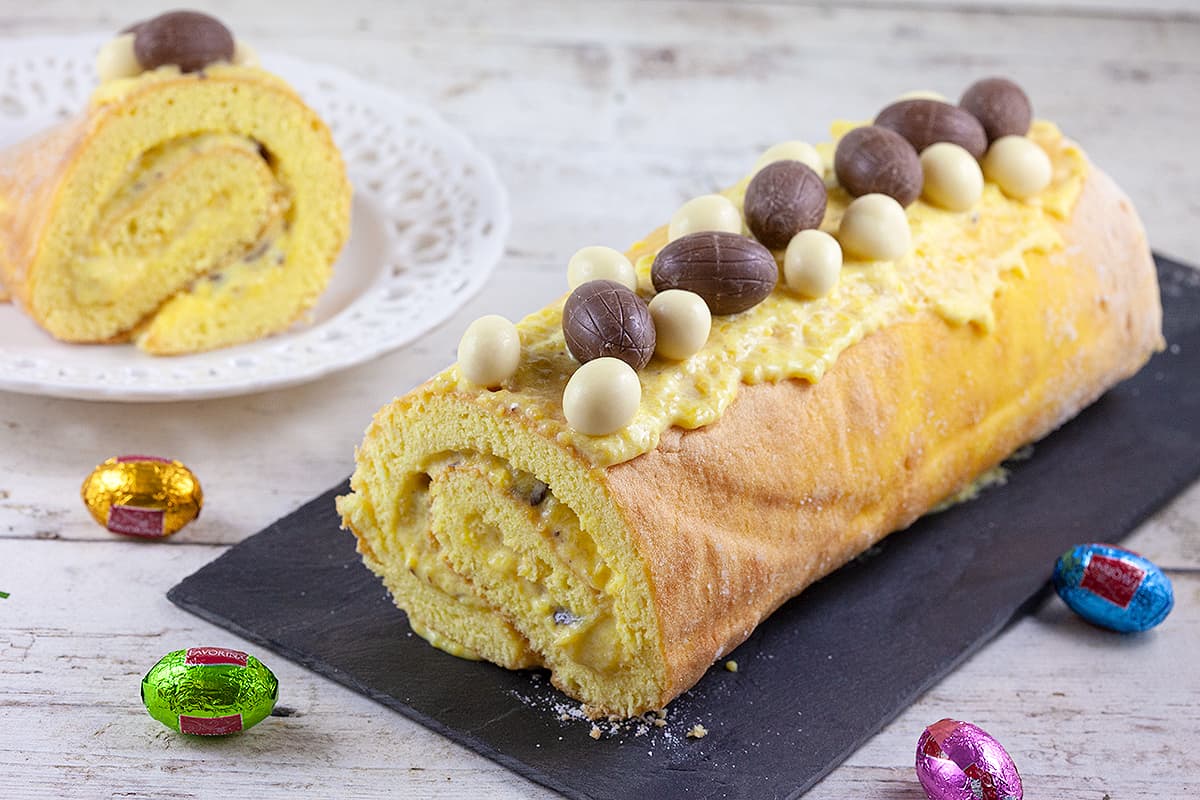 Easter cake roll with mango