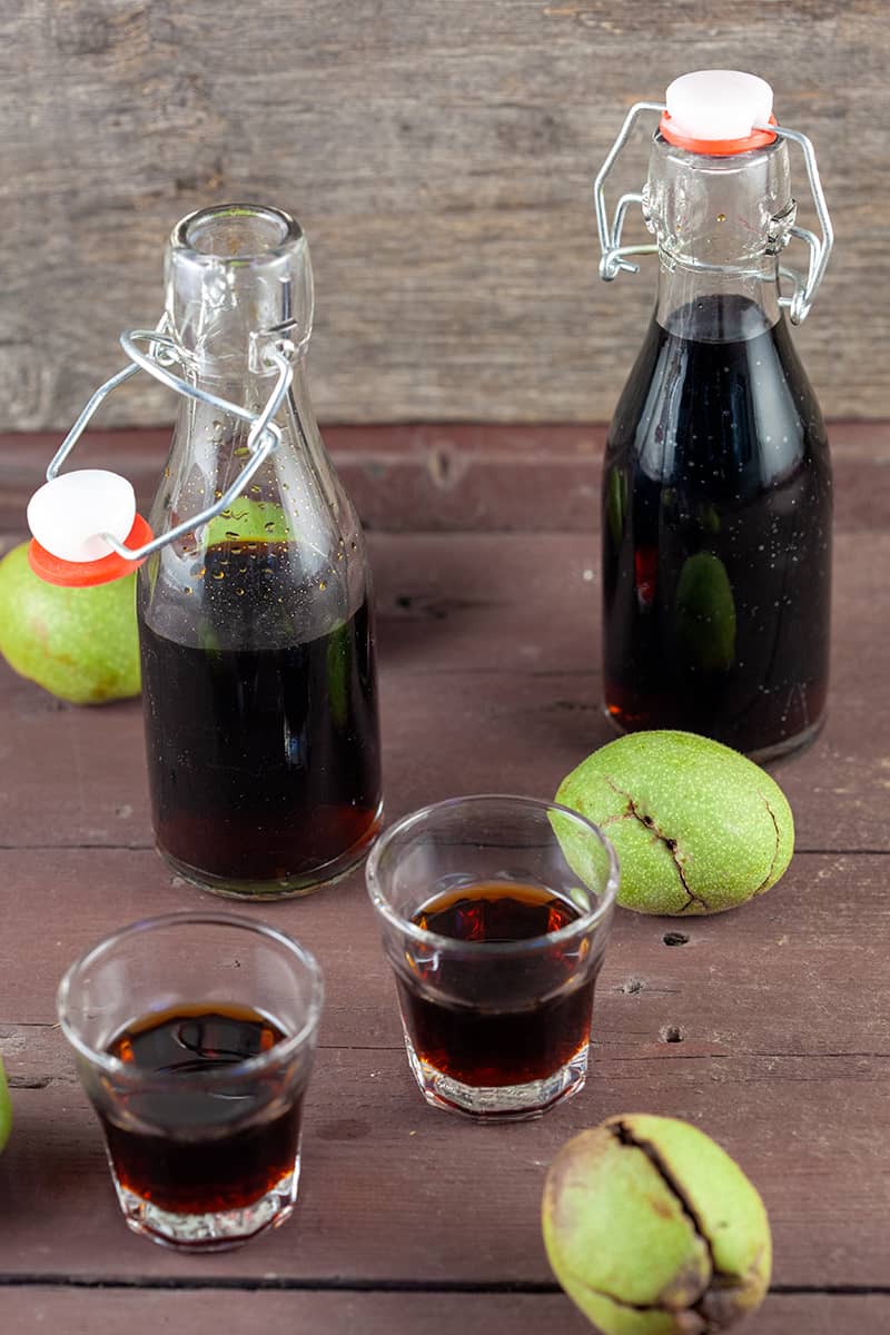 Make your own walnut liqueur