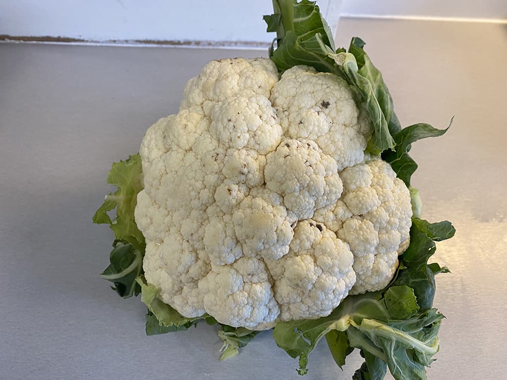 Homemade cauliflower rice ingredients