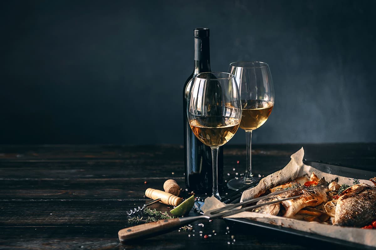 How To Pair Wine With Food: A Beginner's Guide