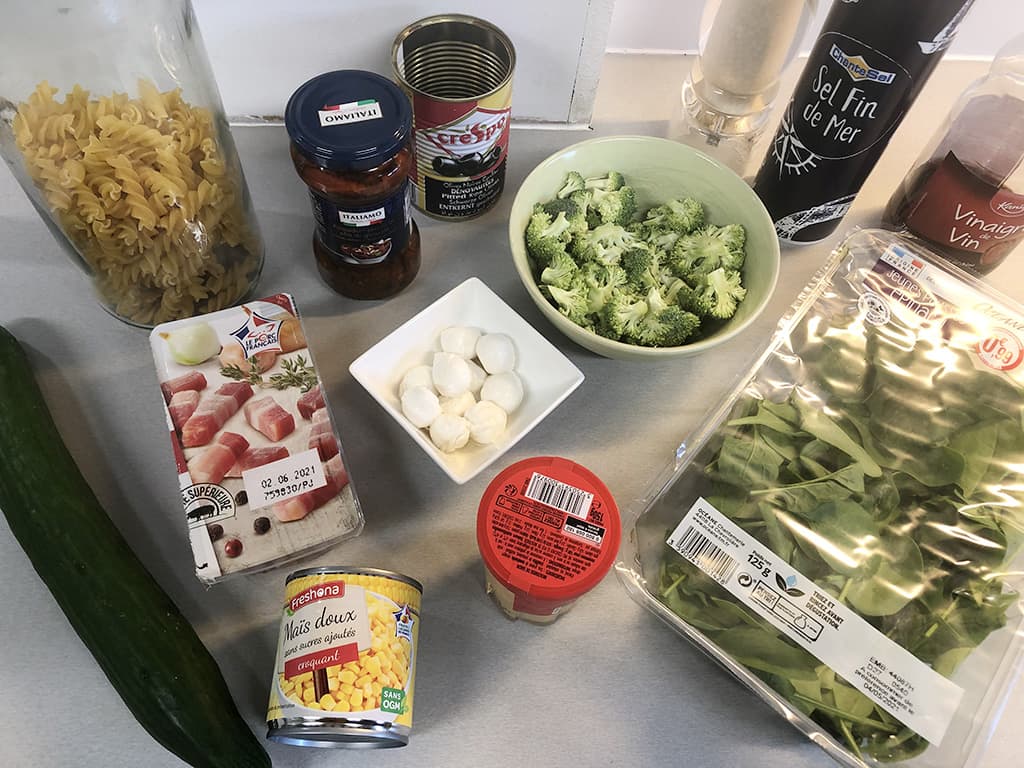 Broccoli pasta salad ingredients