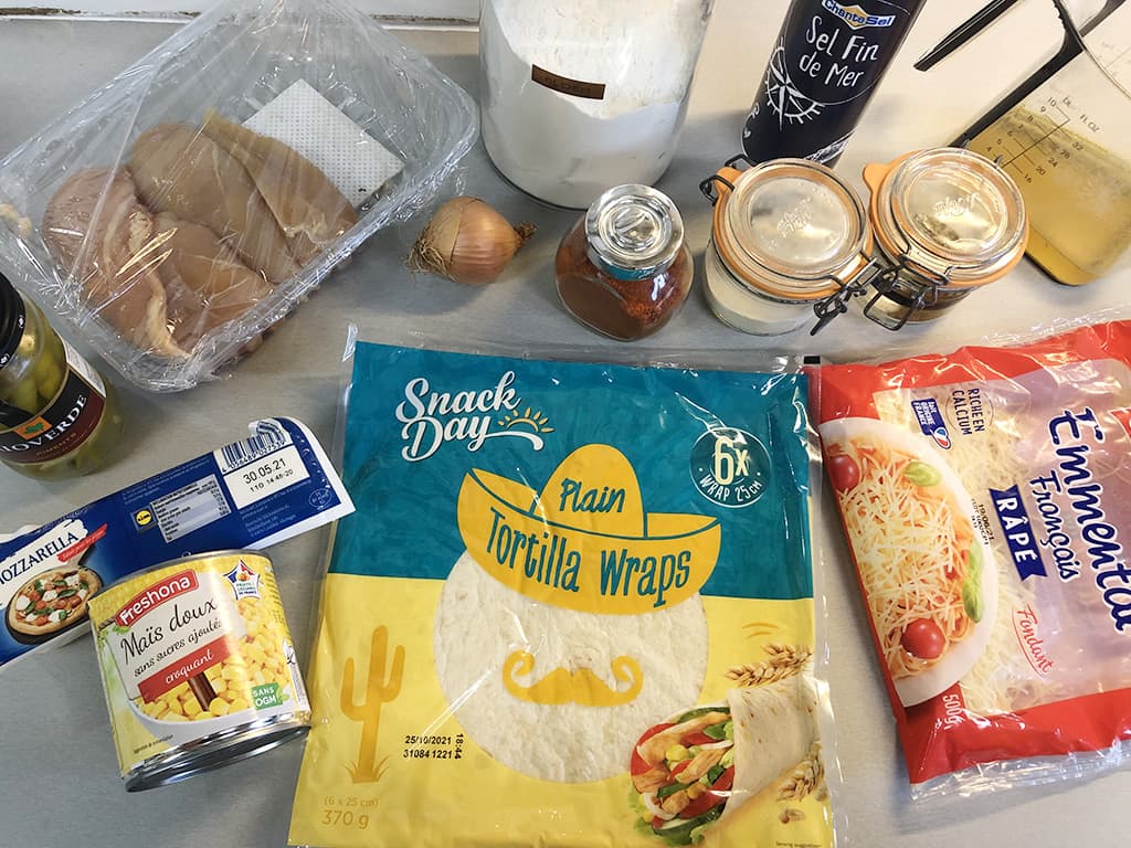 Chicken and mozzarella enchiladas ingredients
