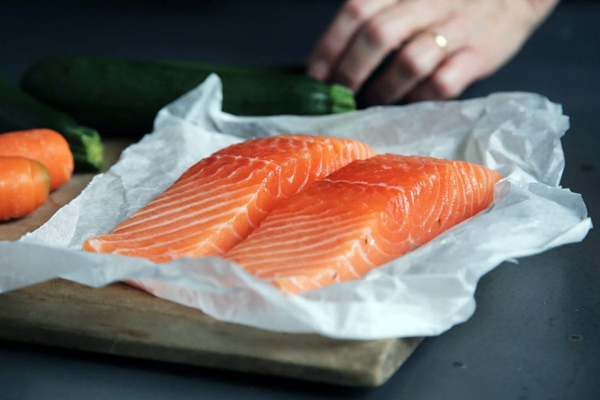 Fatty fish such as salmon contains omega-3 fatty acids