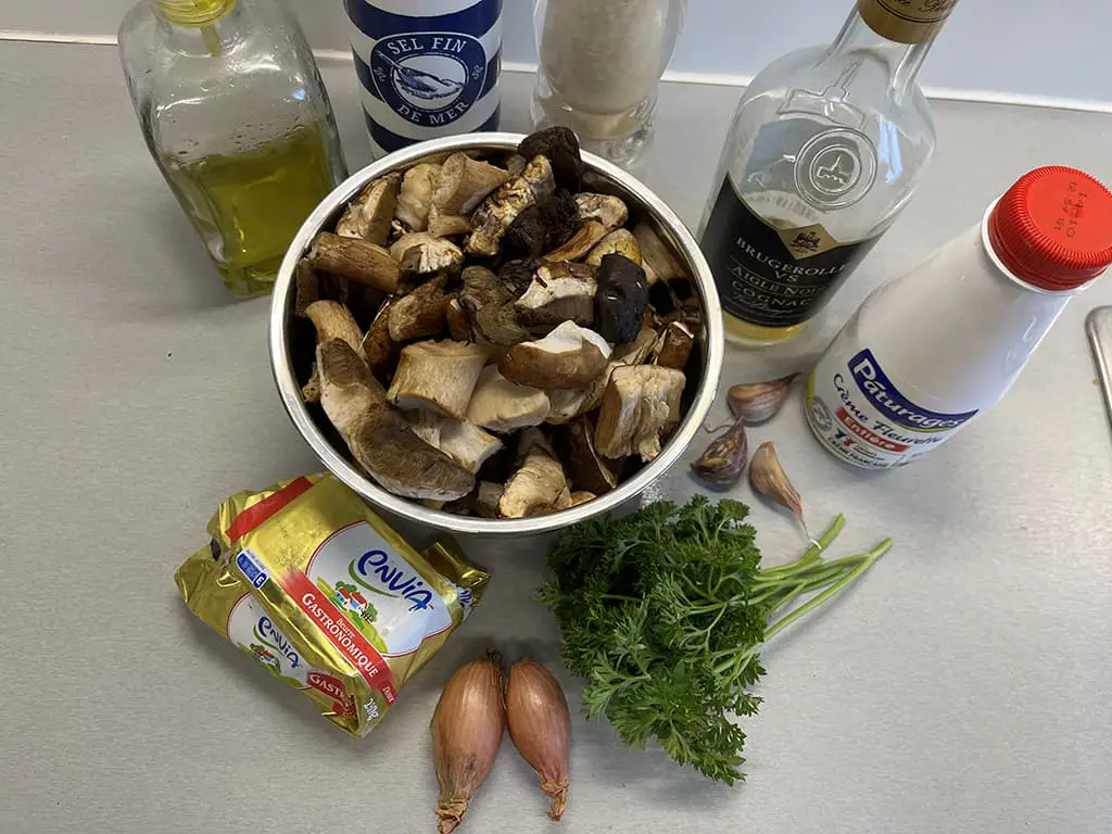 Ceps in a cream sauce ingredients