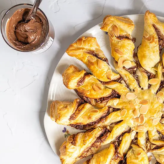 Pear and Nutella tear-and-share pie