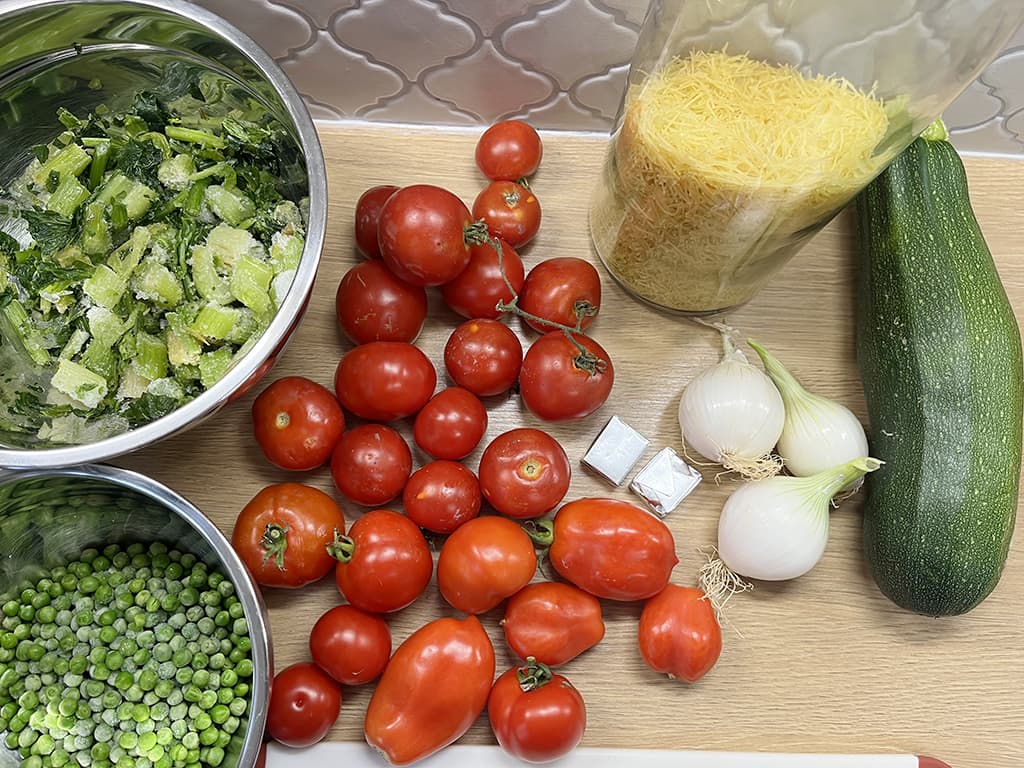 Tomato and vegetable soup ingredients